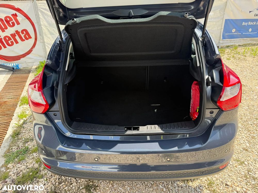 Ford Focus 1.6 TDCI DPF Titanium - 14