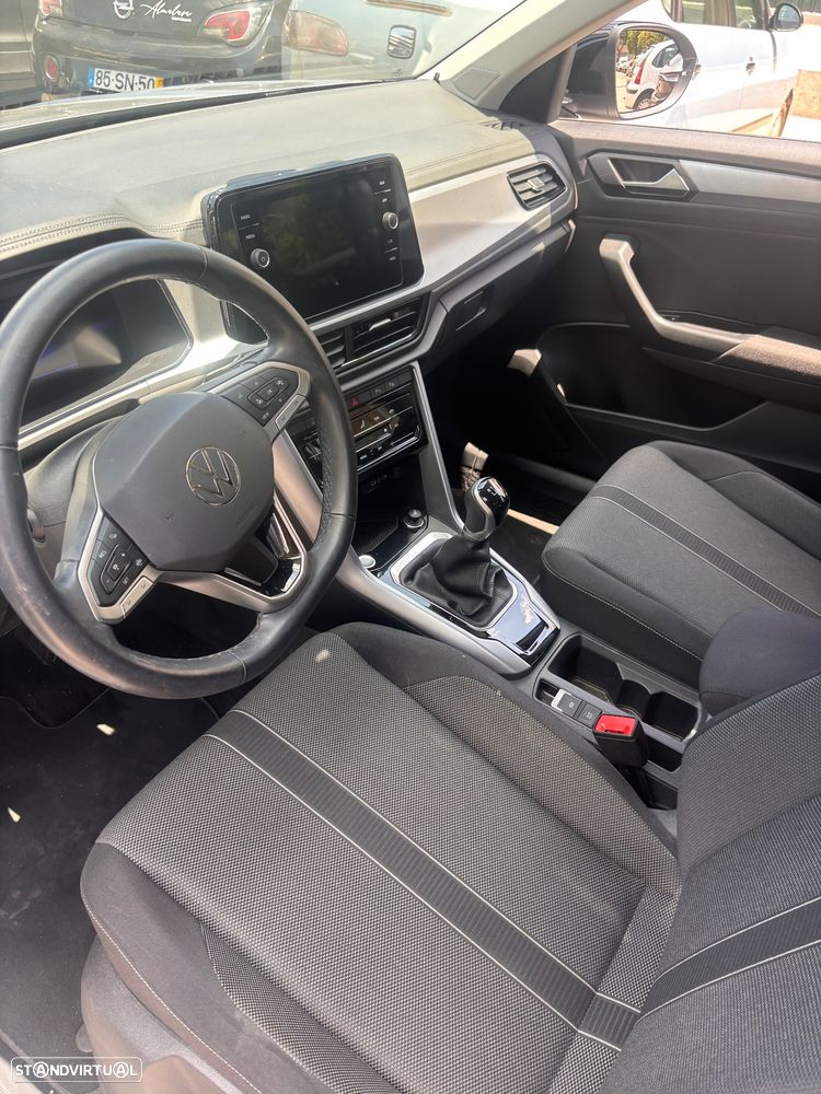 VW T-Roc 1.0 TSI Urban - 21