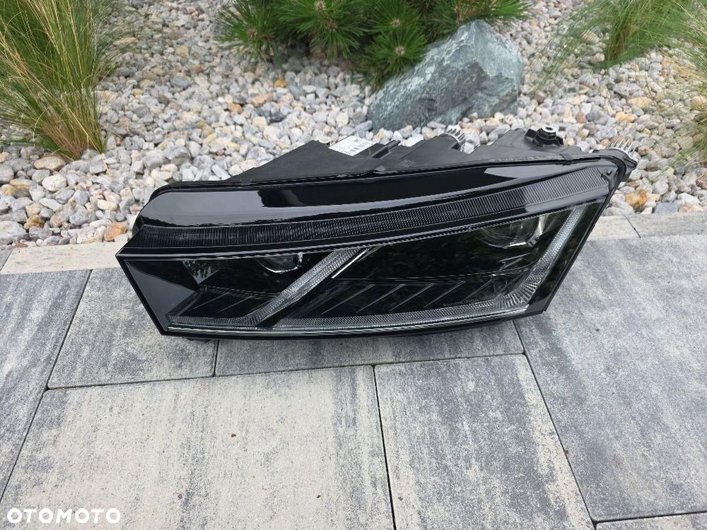 SKODA OCTAVIA 4 IV 5E4 Lampa prawa Kompletna Full Led Matrix 5E4941015B - 2