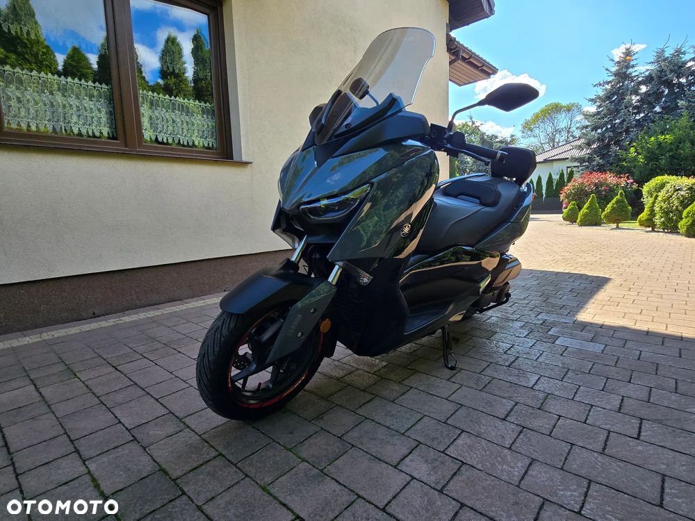 Yamaha X-max - 22