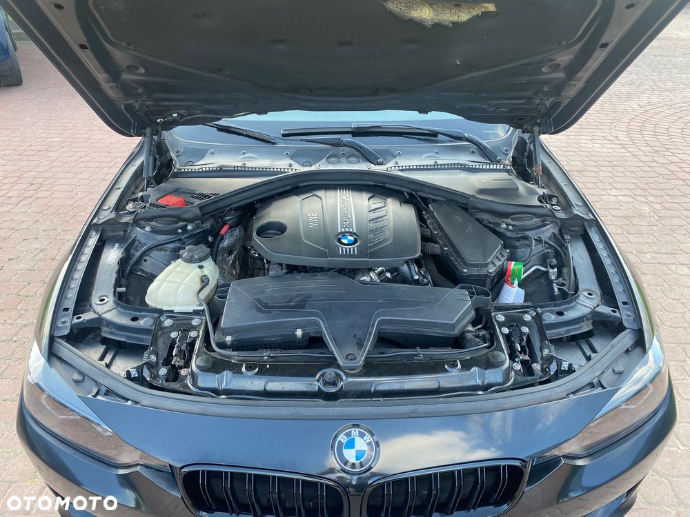 BMW Seria 3 - 8