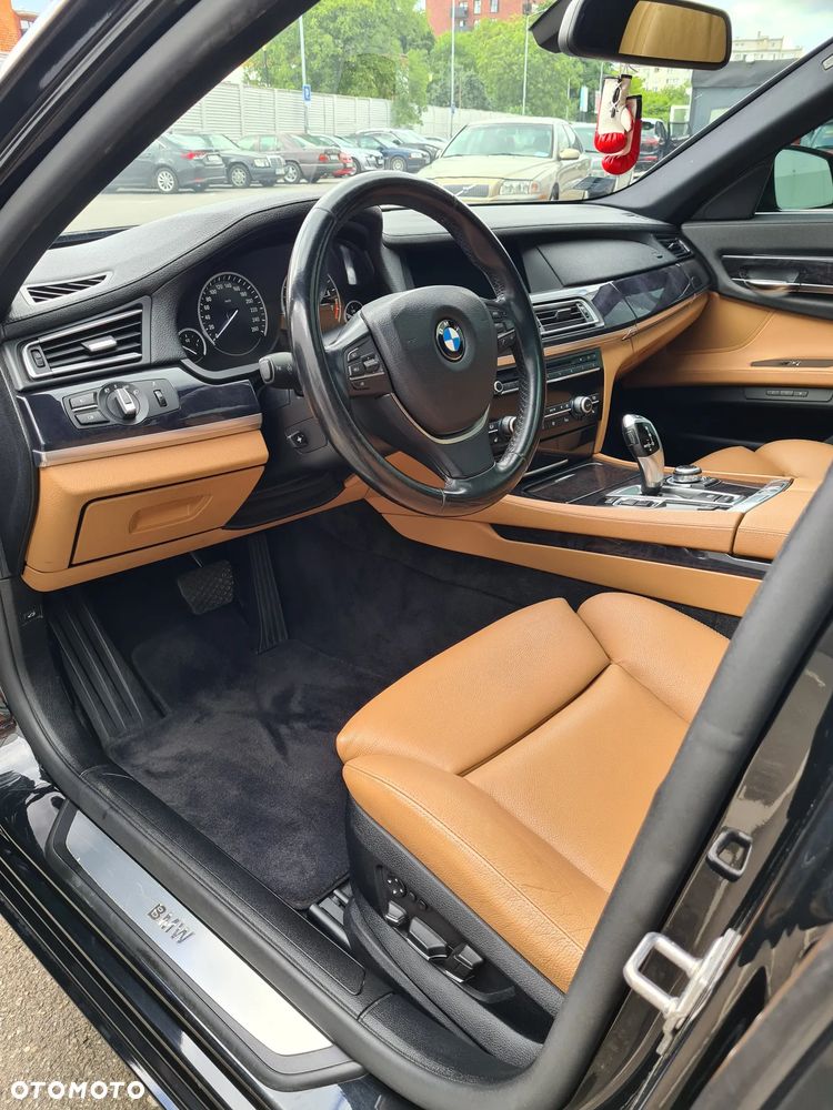 BMW Seria 7 - 5
