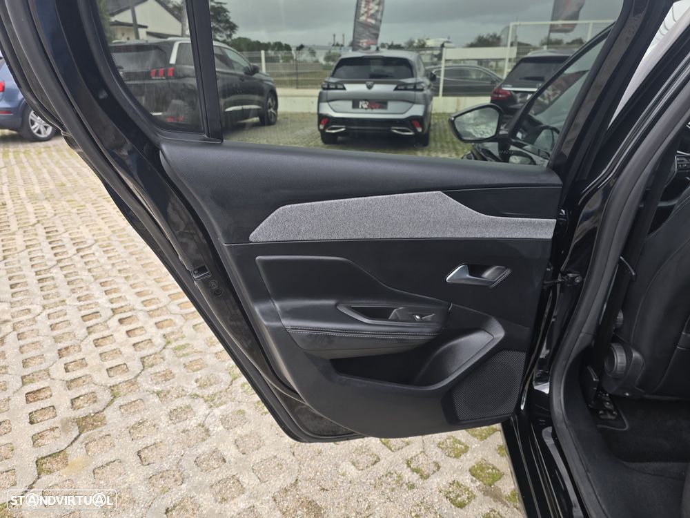 Peugeot 308 PureTech 130 EAT8 Allure - 42