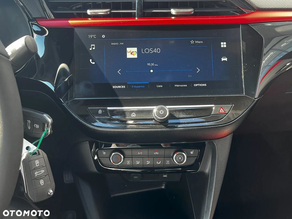 Opel Corsa 1.2 T mHEV Yes 2025 eDCT - 13