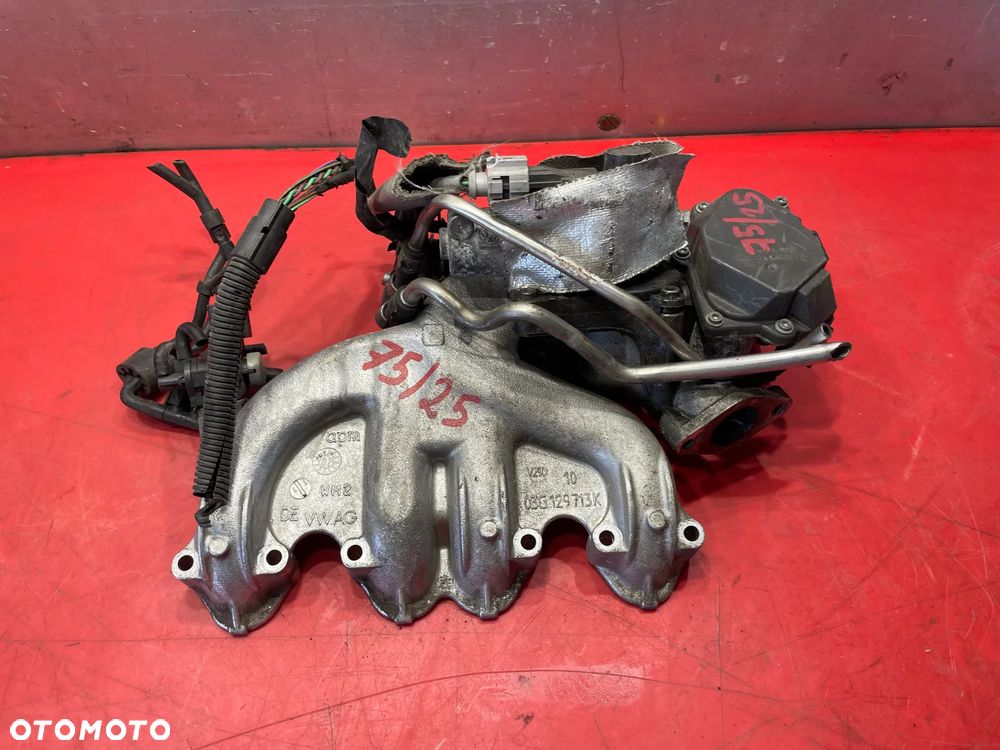 KOLEKTOR SSĄCY VOLKSWAGEN  03G129713K  03G129637A - 1