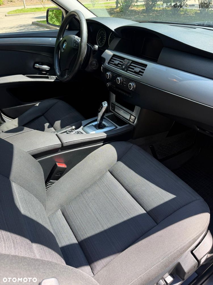 BMW Seria 5 520d - 18
