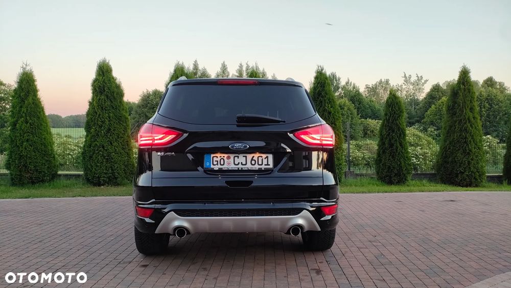 Ford Kuga 2.0 TDCi 4x4 Titanium - 8