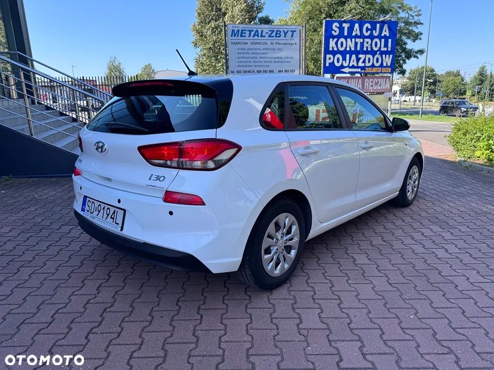 Hyundai i30 1.4 Classic + - 5