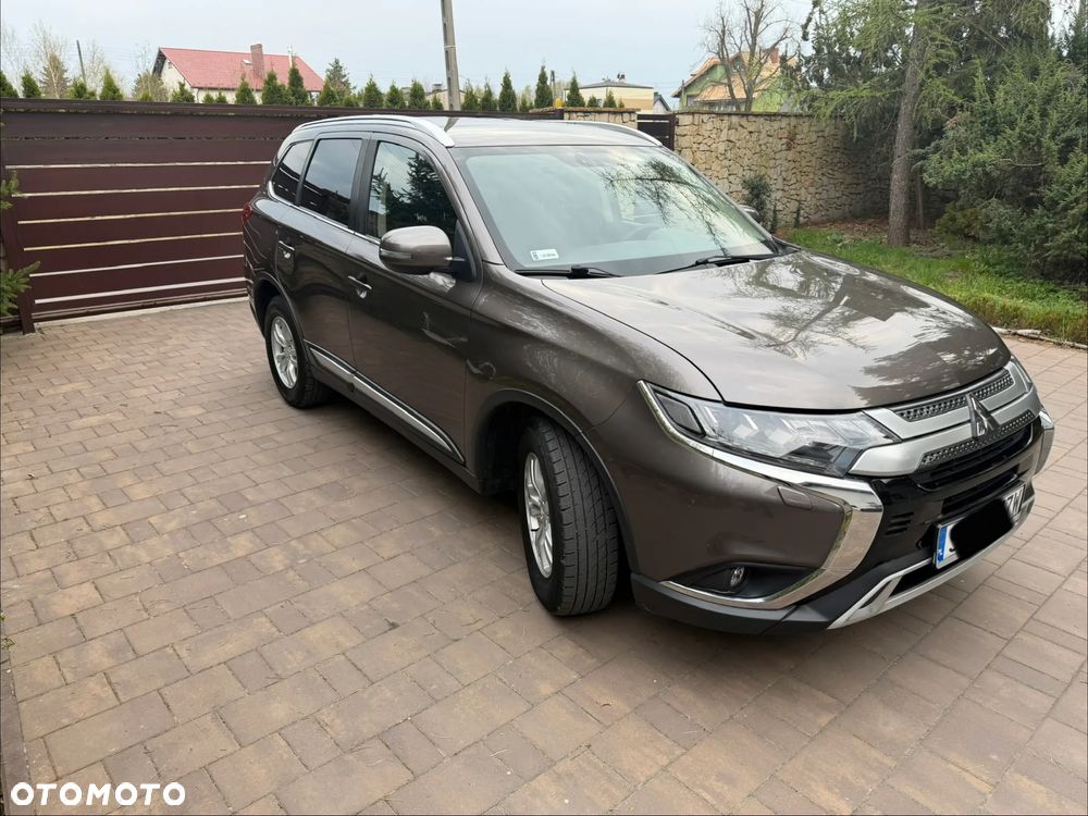Mitsubishi Outlander 2.0 City Style 2WD - 4