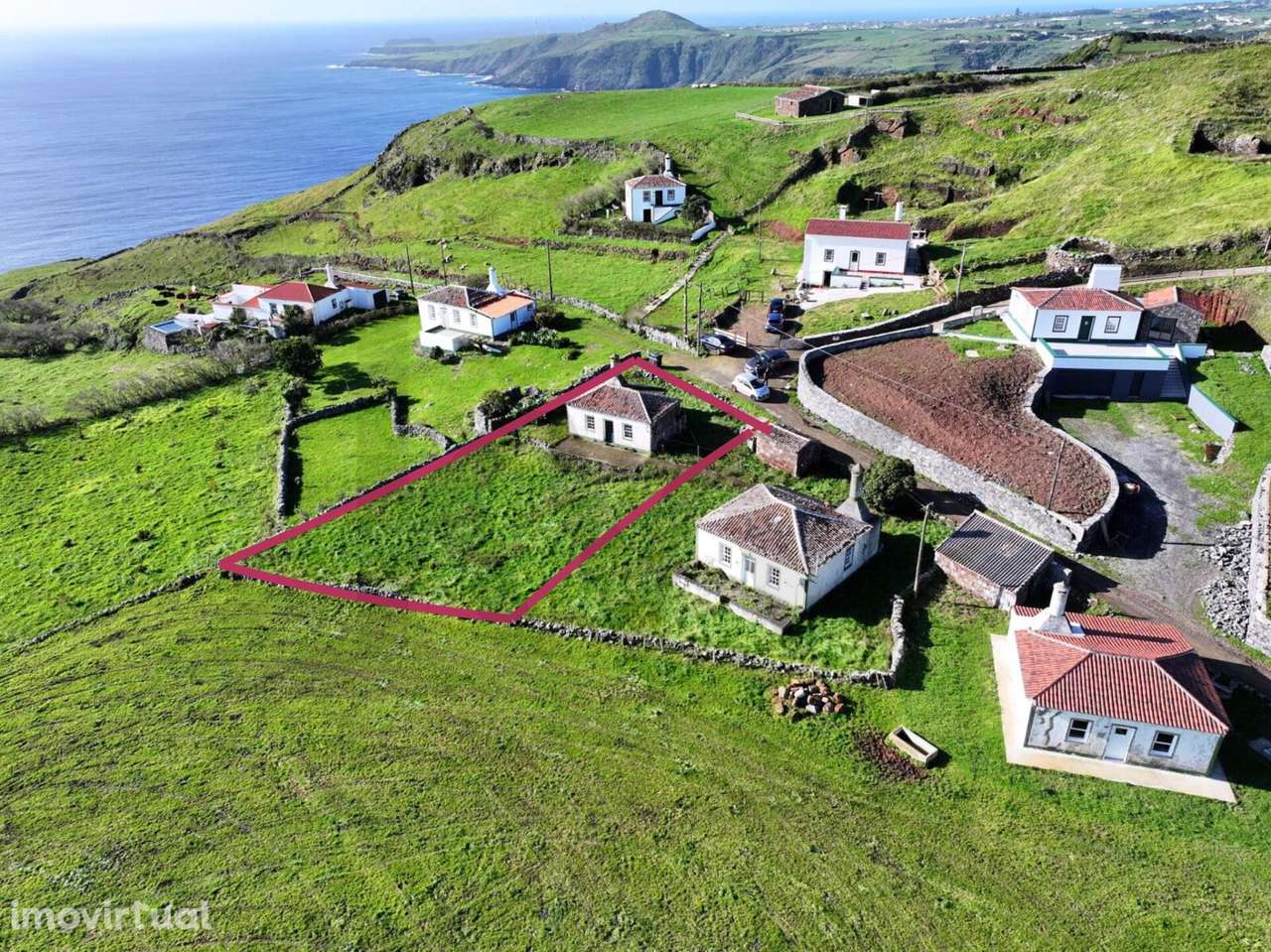 Moradia T0 - Santo Espírito - Grande imagem: 2/10