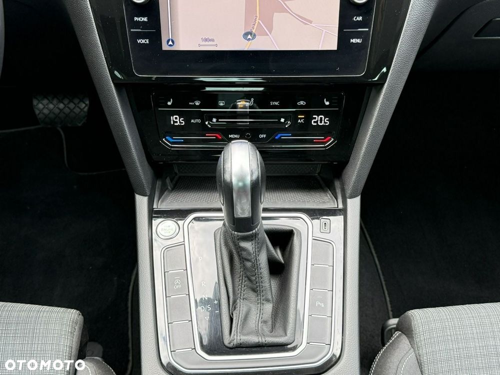 Volkswagen Passat 2.0 TDI EVO Business DSG - 24