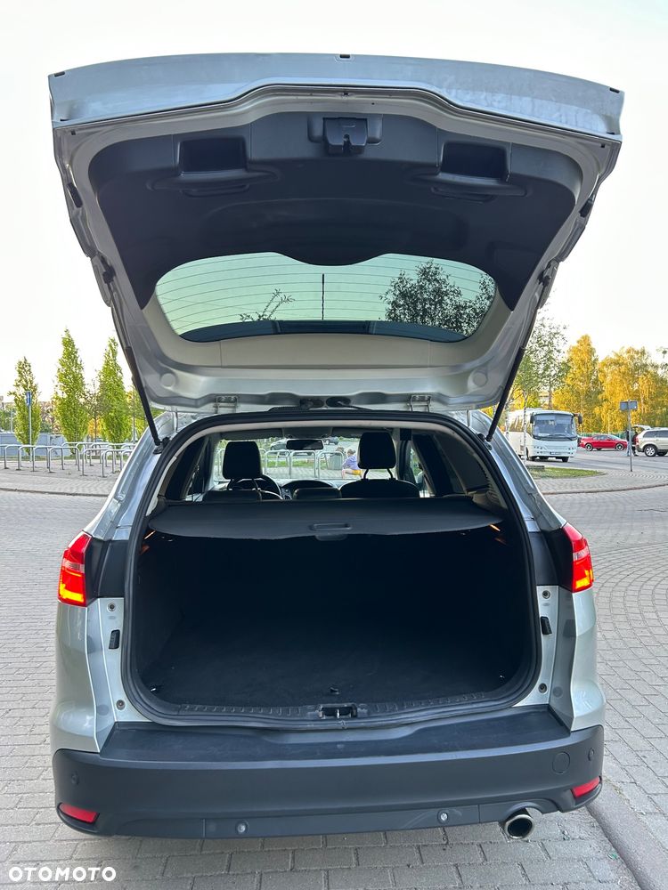 Ford Focus ver-2-0-tdci-titanium-ass - 10
