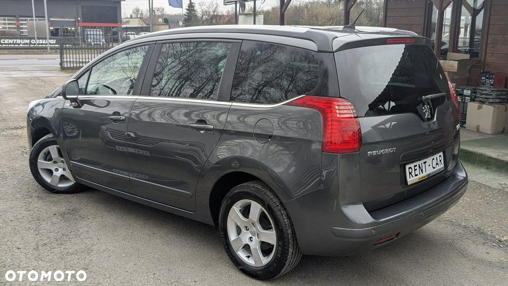 Peugeot 5008 - 9