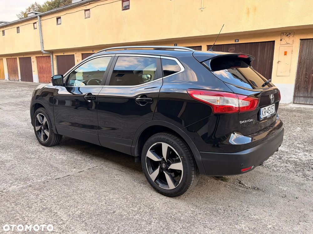 Nissan Qashqai 1.6 DIG-T N-Connecta - 3