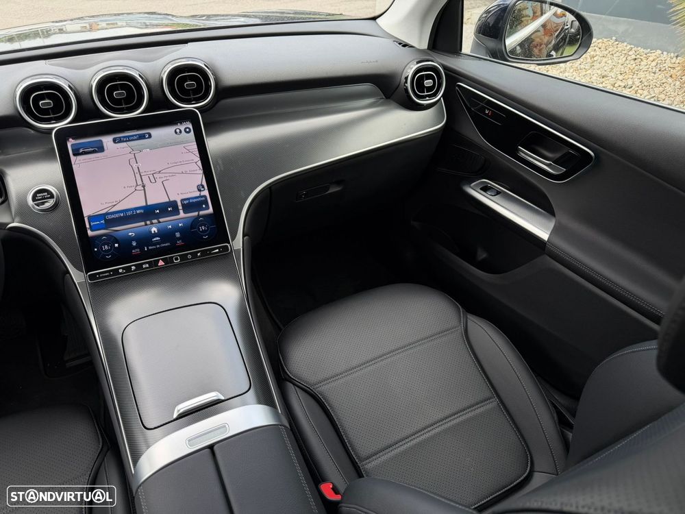 Mercedes-Benz GLC 300 e 4Matic - 26