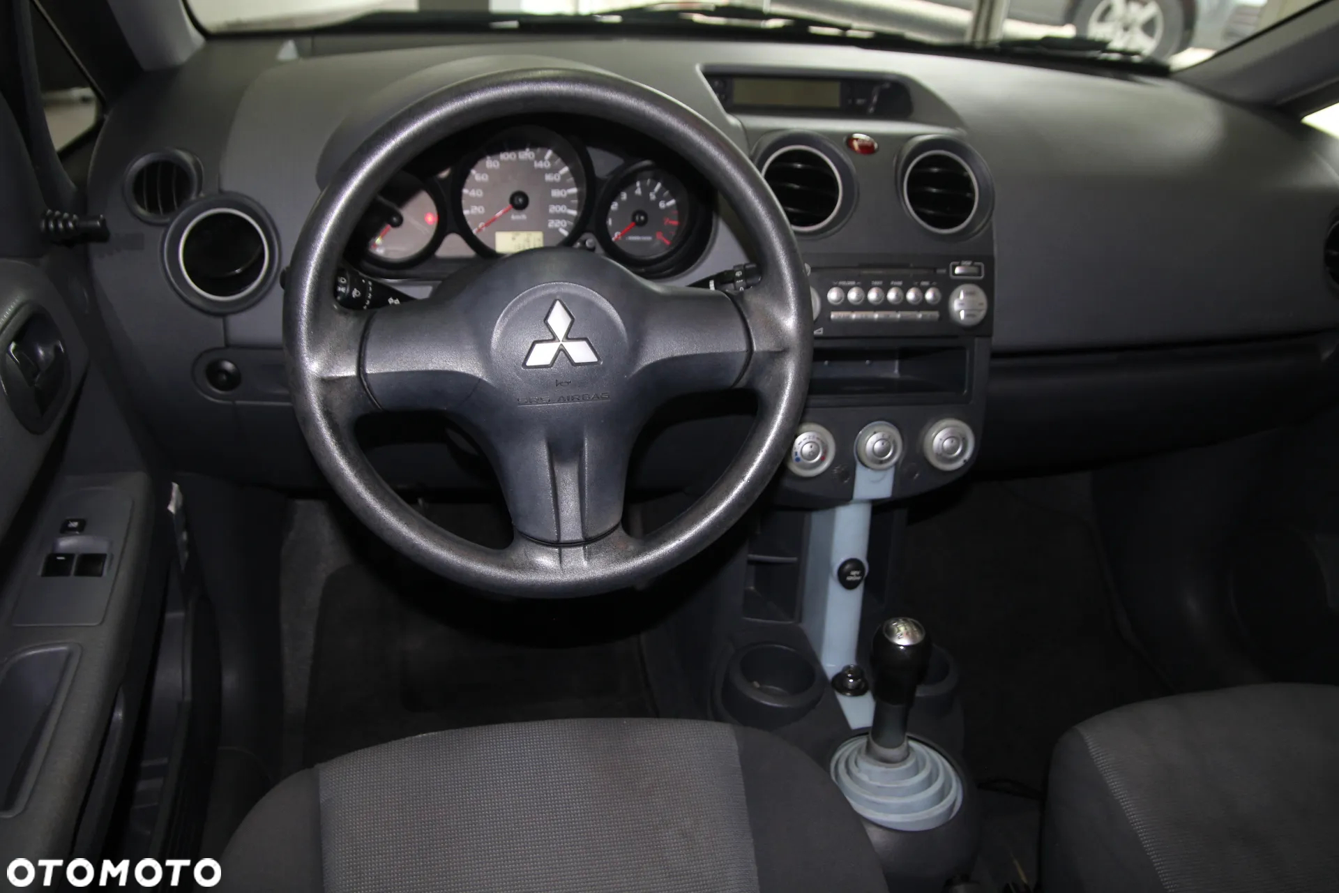 Mitsubishi Colt 1.3 Invite - 9