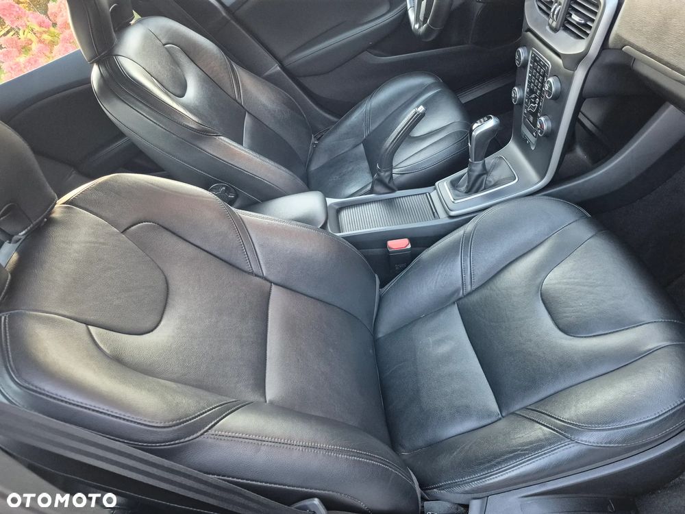 Volvo V40 - 10