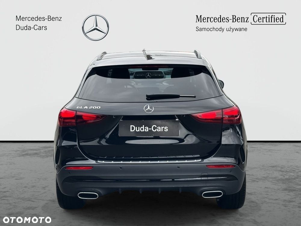 Mercedes-Benz GLA - 5