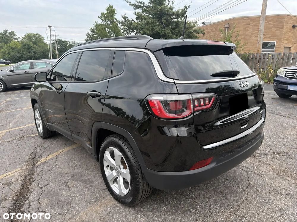 Jeep Compass - 4
