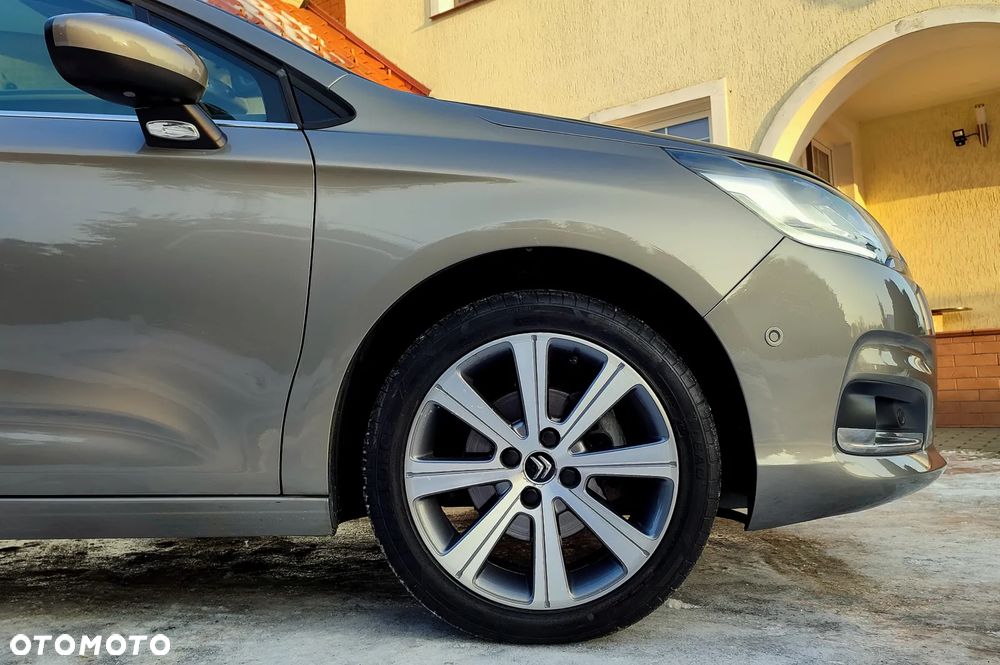 Citroën C4 PureTech 130 Stop & Start EAT6 Shine - 28