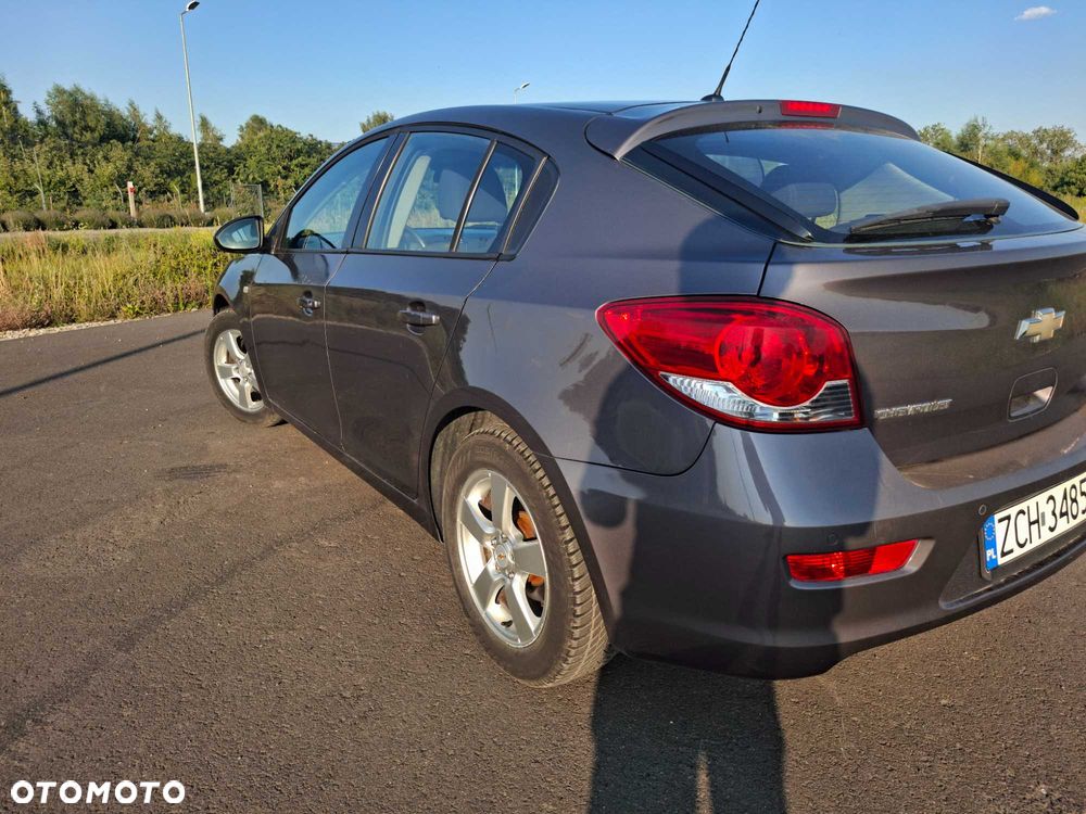 Chevrolet Cruze - 3