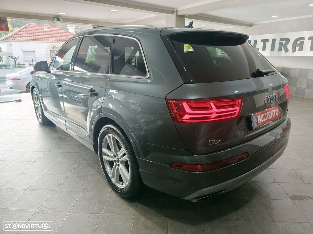 Audi Q7 3.0 TDI quattro S-line Tiptronic 7L - 5