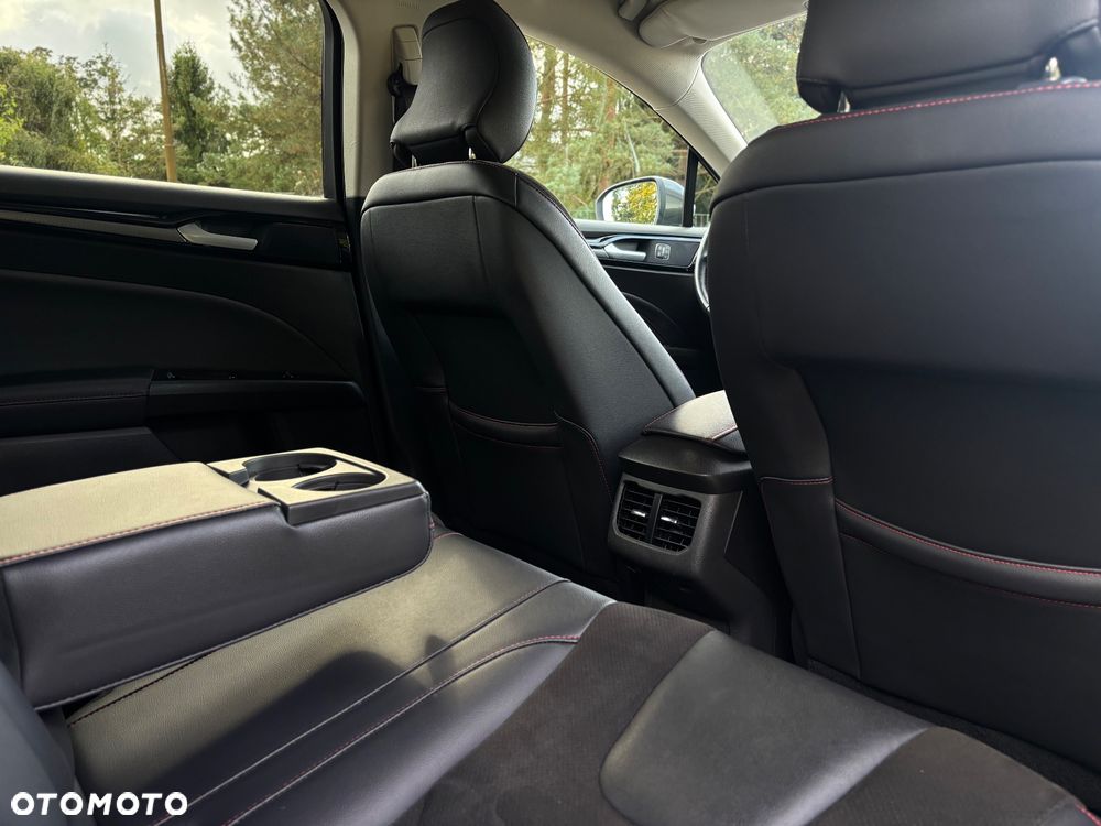 Ford Mondeo 2.0 Hybrid ST-Line X - 22