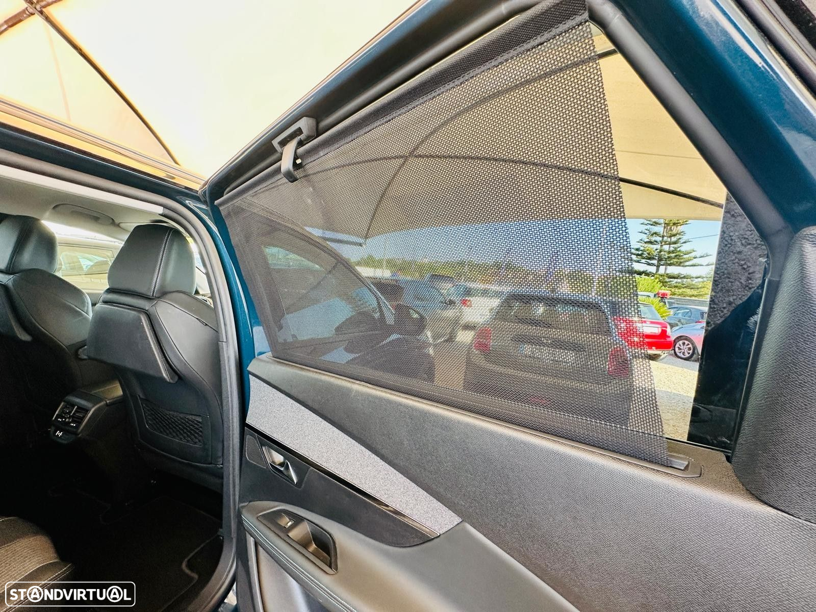 Peugeot 5008 1.5 BlueHDi Allure EAT8 - 28