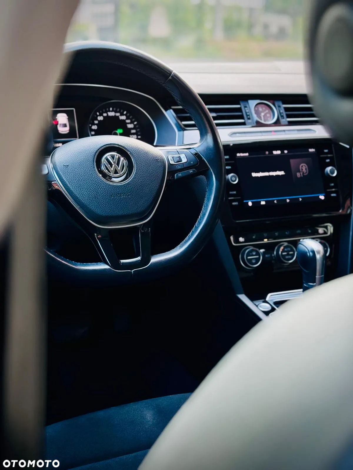 Volkswagen Passat - 13