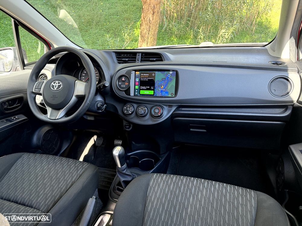 Toyota Yaris 1.0 VVT-i High Pack+NAVI - 11