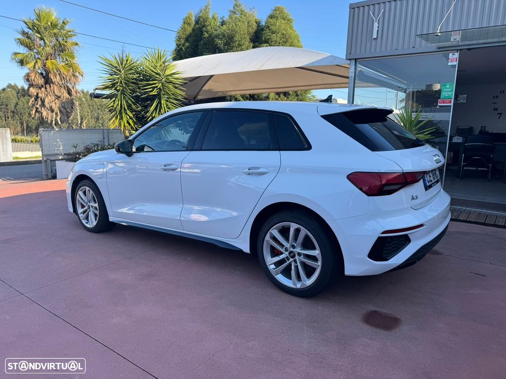 Audi A3 Sportback 45 TFSIe S tronic S line - 4