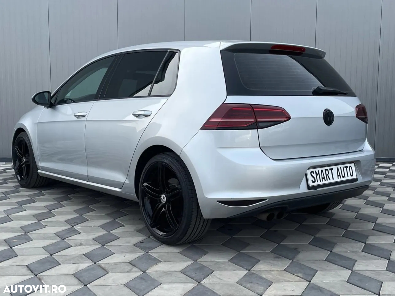 Volkswagen Golf 1.4 TSI BlueMotion Technology DSG Highline - 4