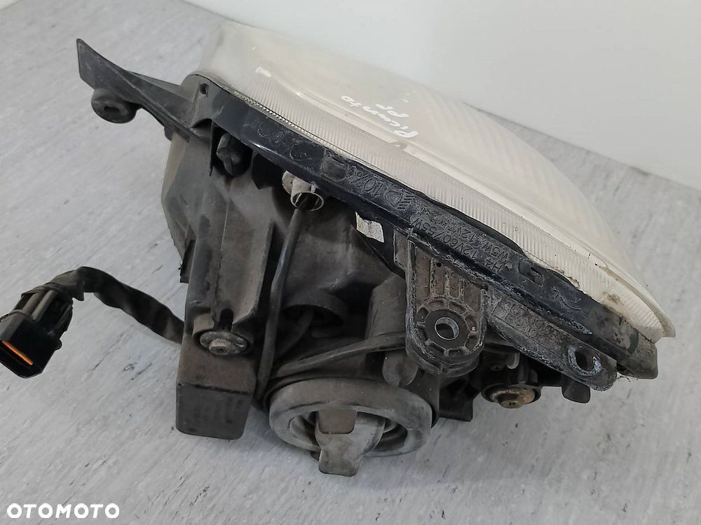 LAMPA PRZÓD PRAWA KIA PICANTO I 92102070 - 9