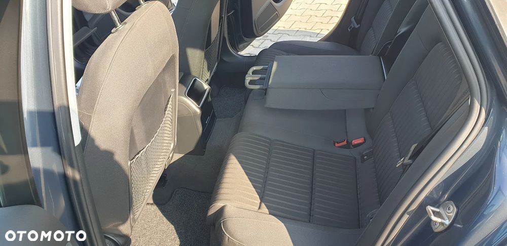 Audi A4 Avant 2.0 TDI DPF Ambition - 23