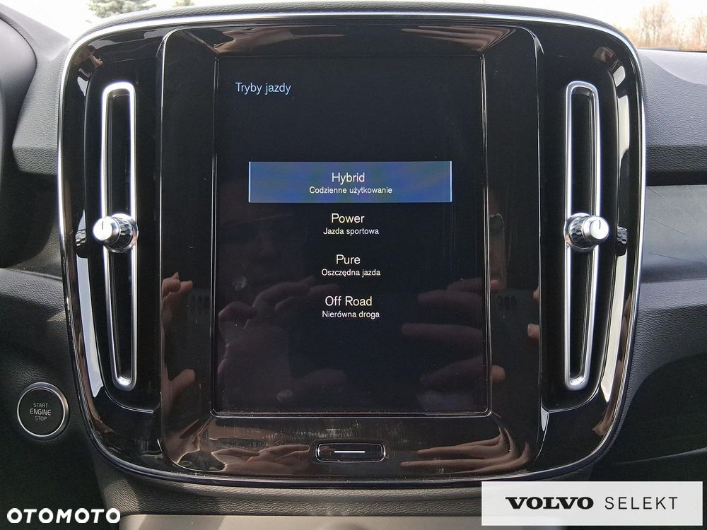 Volvo XC 40 - 28