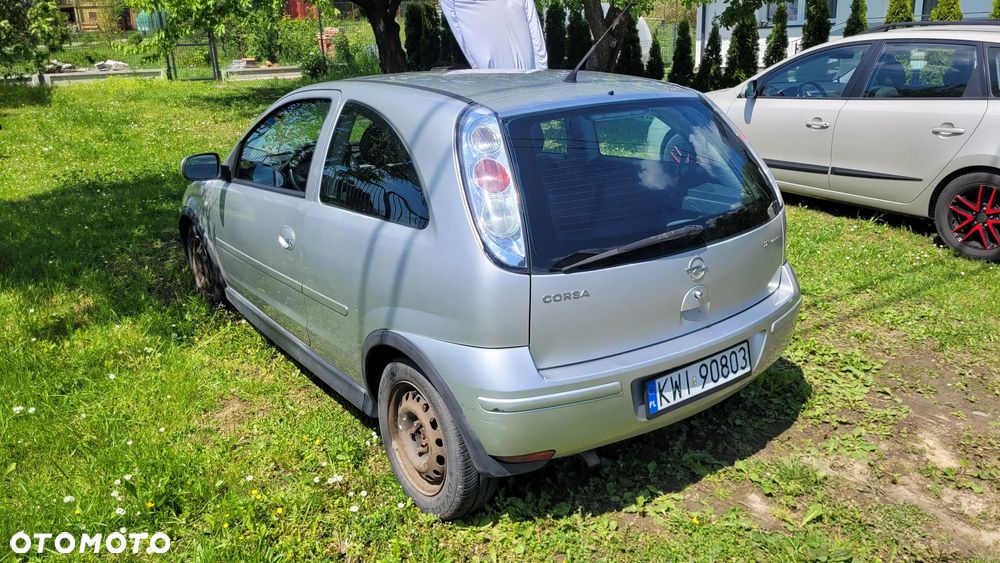Opel Corsa 1.2 16V - 4