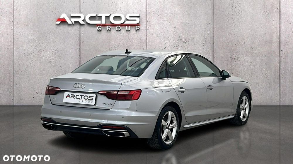 Audi A4 Limousine - 5