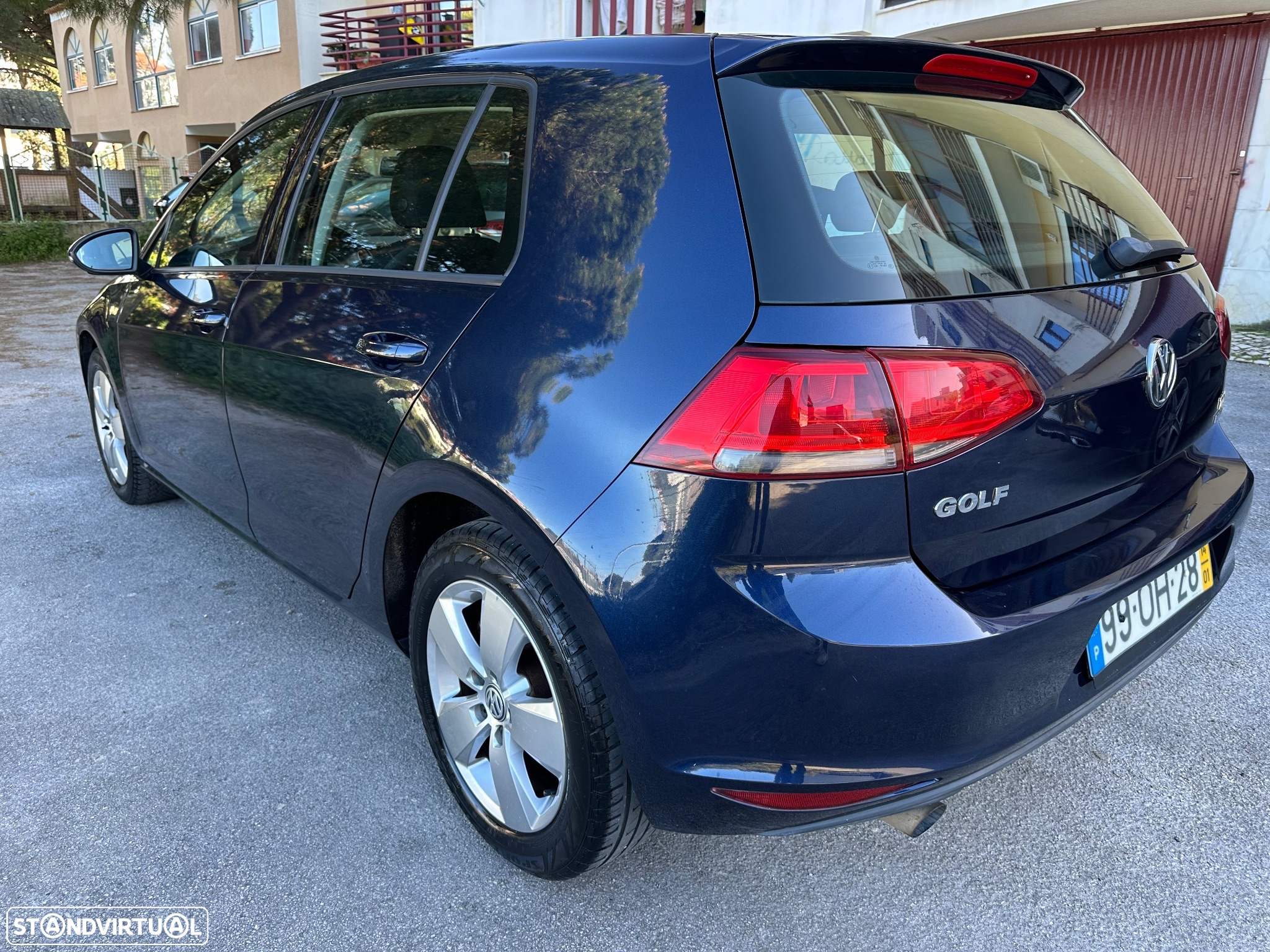 VW Golf 1.6 TDi Confortline - 4