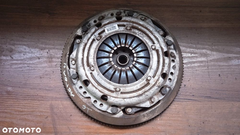 Sprzęgło Opel Astra H 1.6 B 55556349 R90400169 - 2