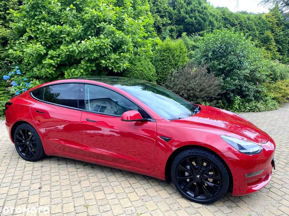 Tesla Model 3 - 11