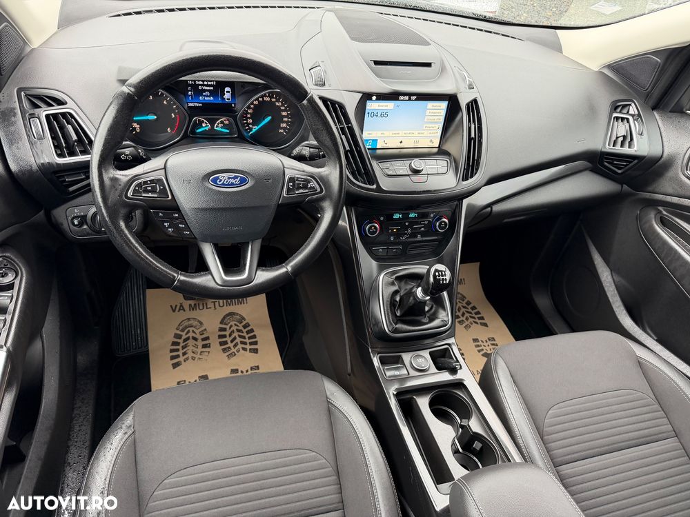 Ford Kuga 2.0 TDCi 2x4 Titanium - 7