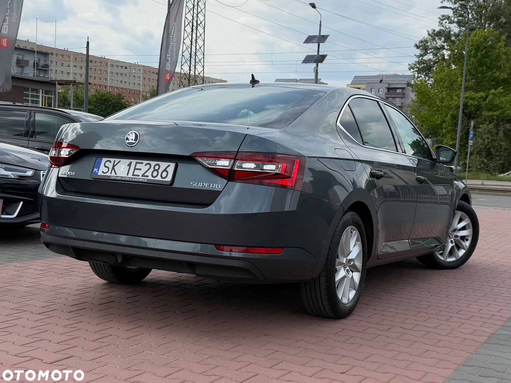 Skoda Superb 1.6 TDI Style DSG - 8