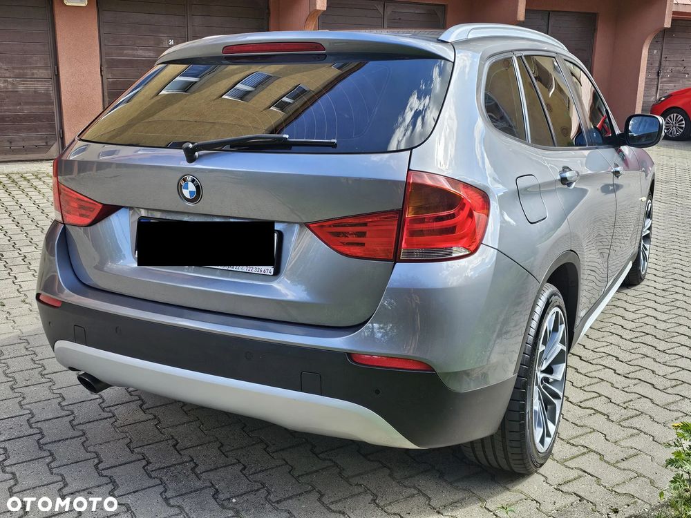 BMW X1 xDrive18d xLine - 4