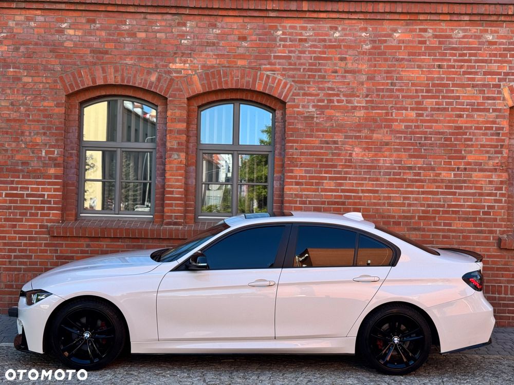 BMW Seria 3 - 18