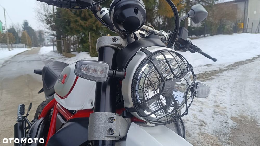 Ducati Scrambler - 16