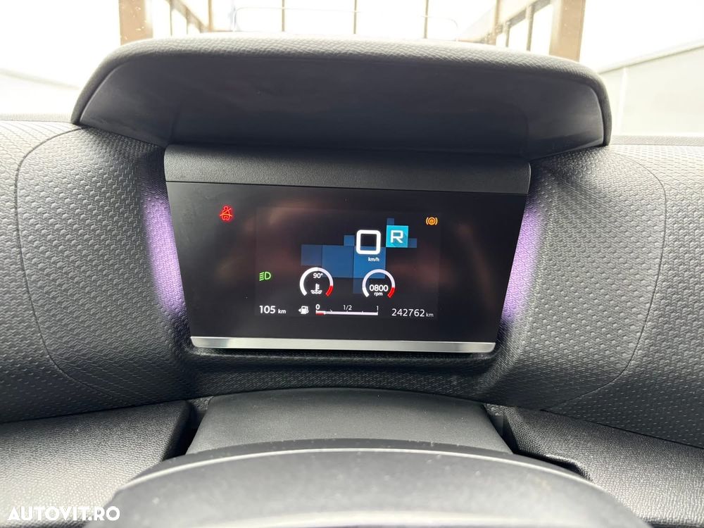 Citroën C4 1.5 BlueHDi S&S EAT8 Feel Pack - 25