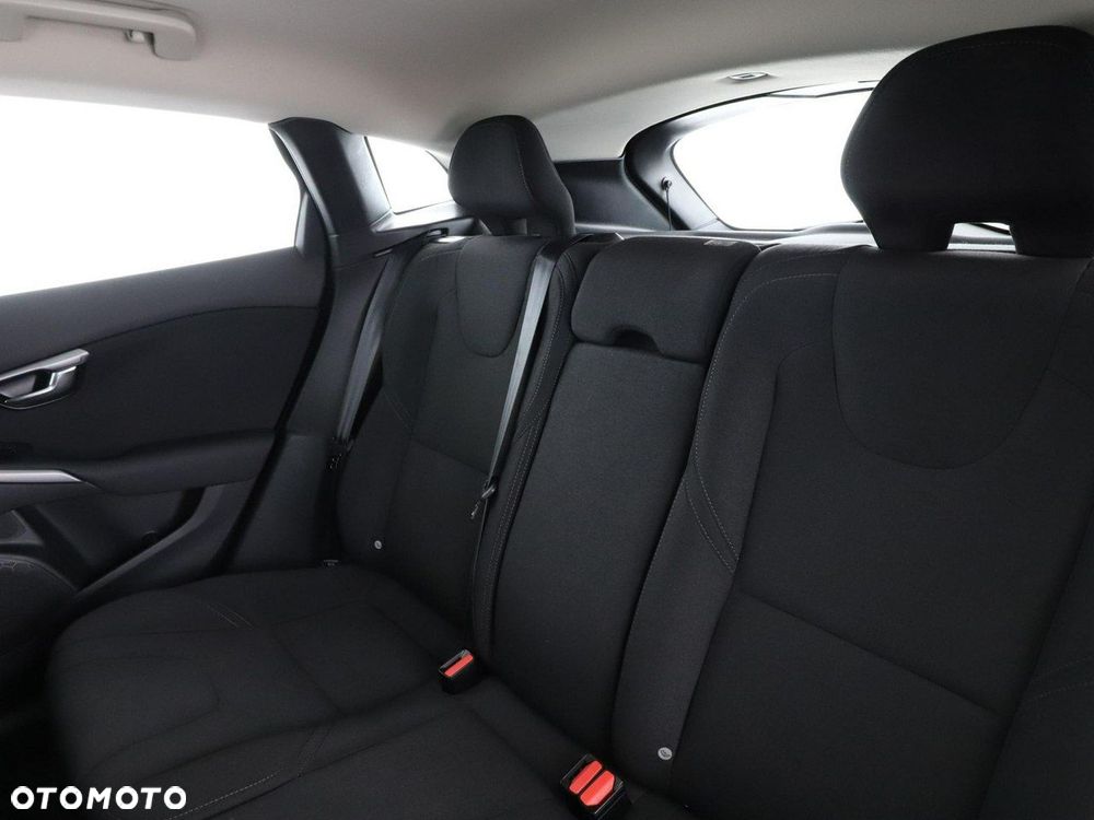 Volvo V40 D2 Kinetic - 18