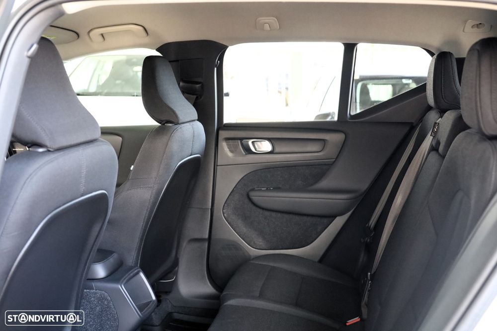 Volvo XC 40 1.5 T3 Momentum - 10