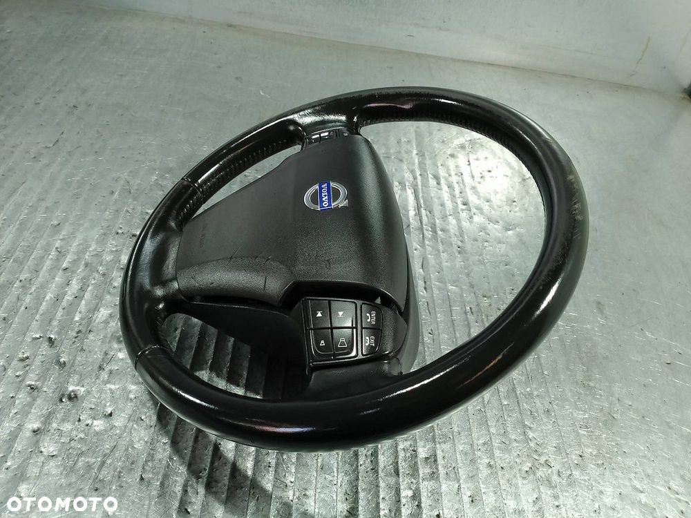 KIEROWNICA Z PODUSZKĄ VOLVO C30 ( 06-12 ) 55150060  55150001 30778758 - 15