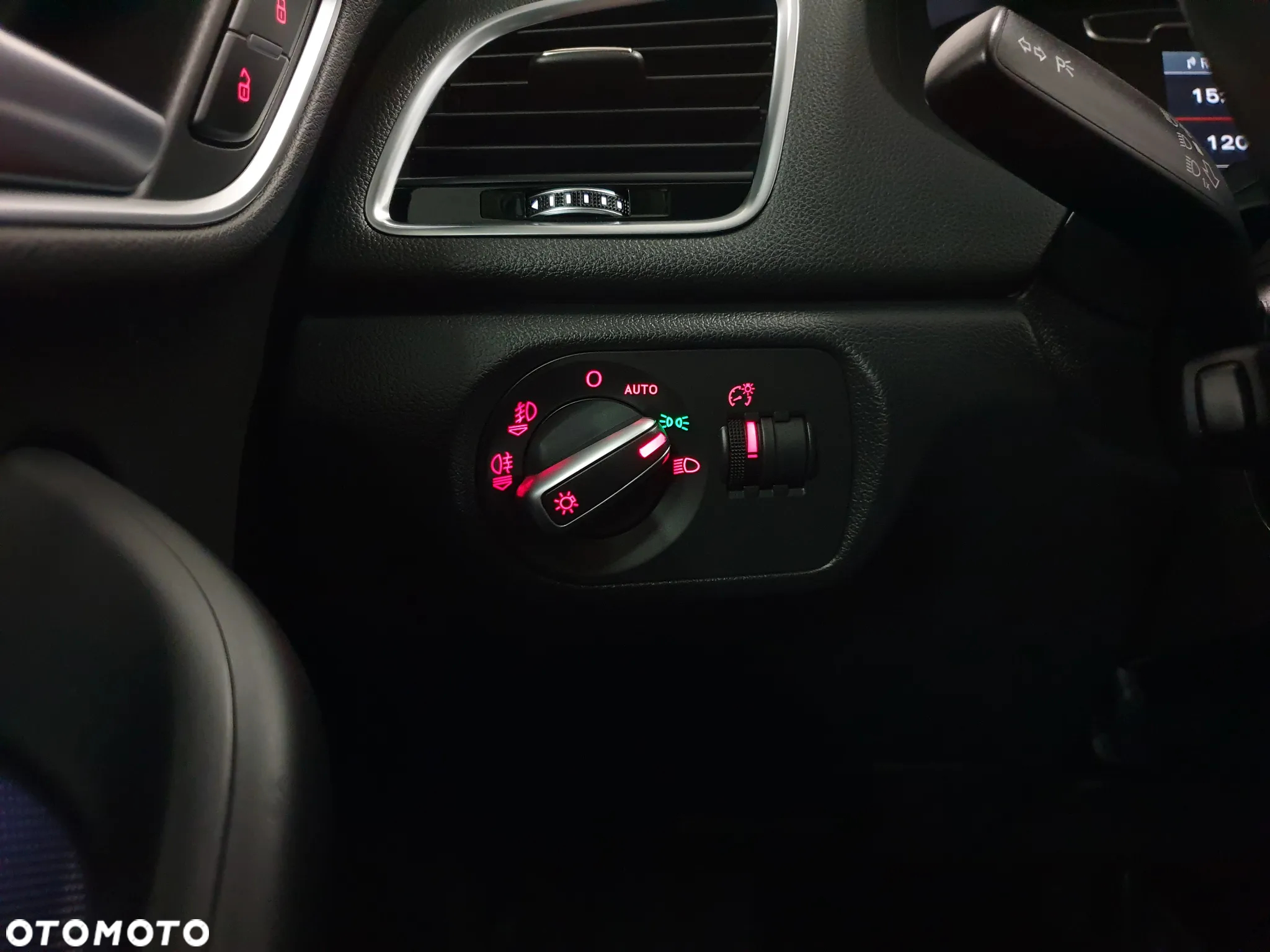 Audi Q3 2.0 TDI Quattro S tronic - 26